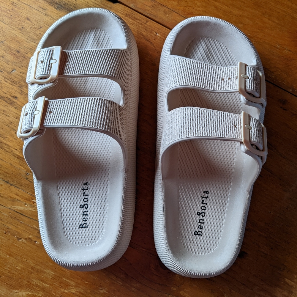 Pillow Slides